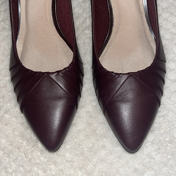 Clarks Linvale Crown Burgundy Leather Heels - Picture 8 of 9